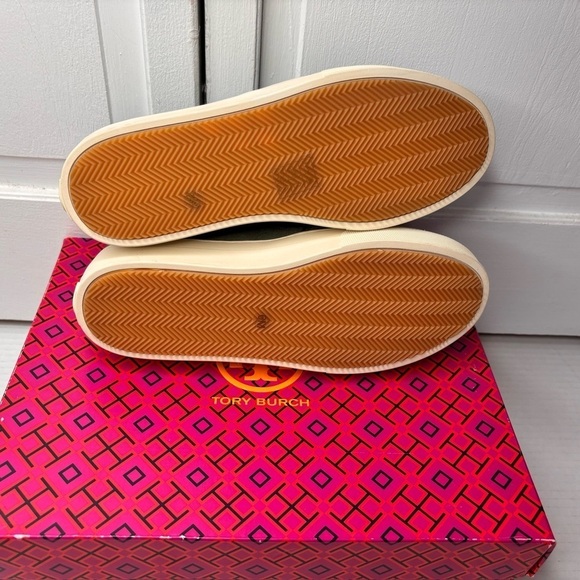 TORY BURCH Daphne Pom Pom Satin Luxe Platform Sneakers Size 6 - Picture 8 of 8